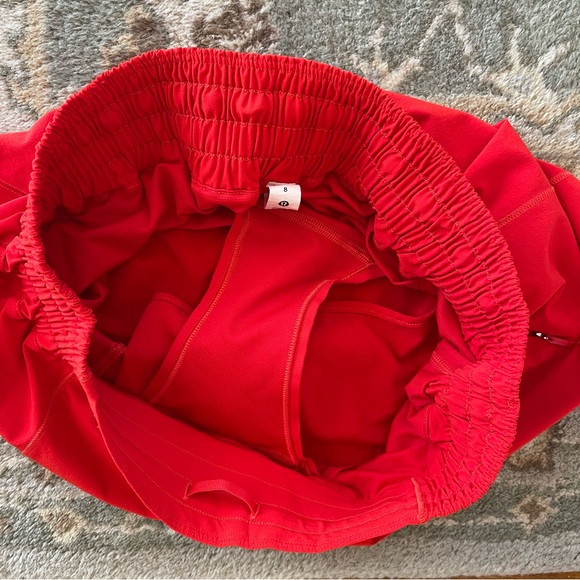 ❌SOLD❌Lululemon Hotty Hot High Rise Hot Heat Shorts 4” Lined - Picture 6 of 7